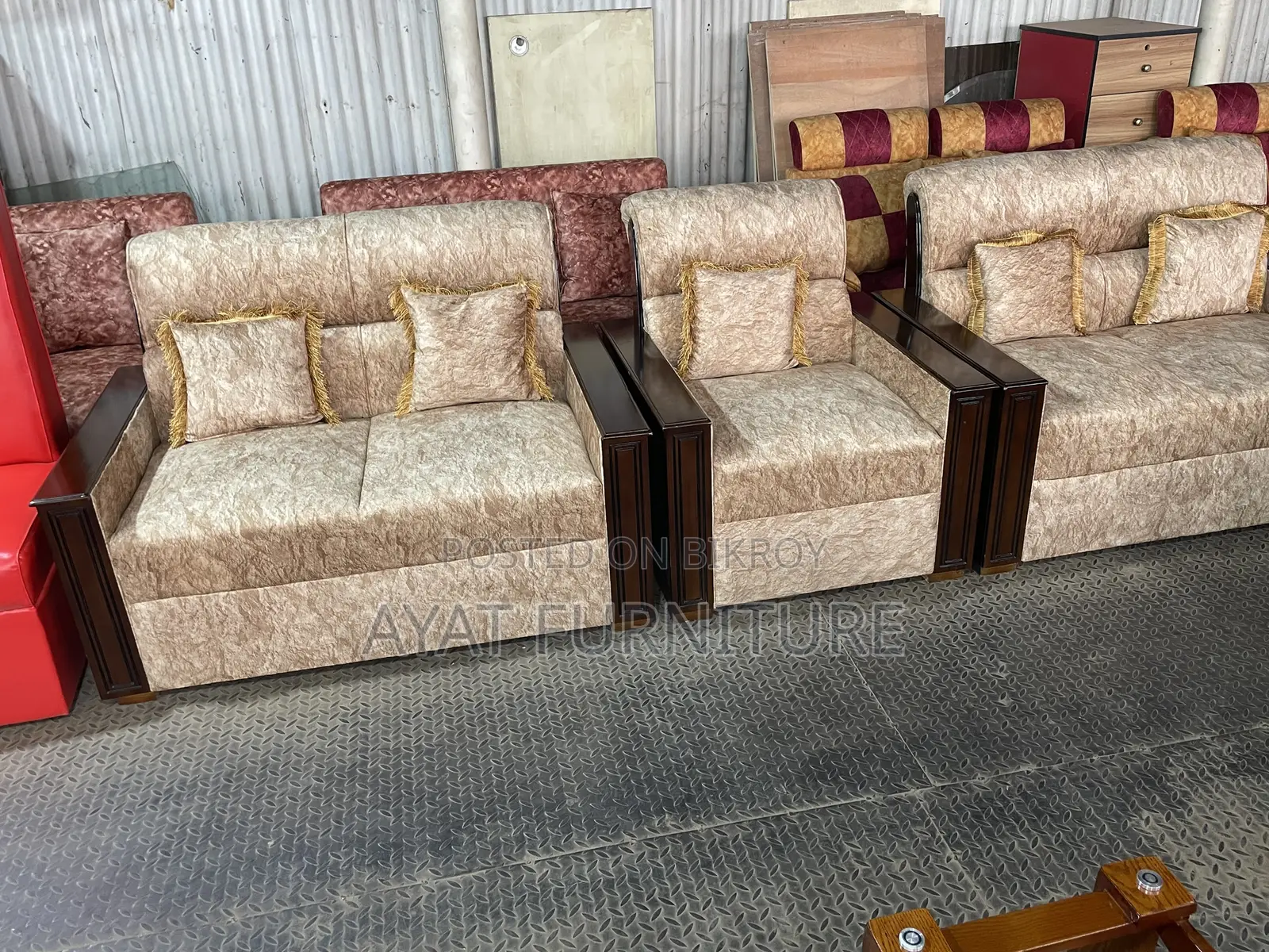 Box Sofa 2+2+1