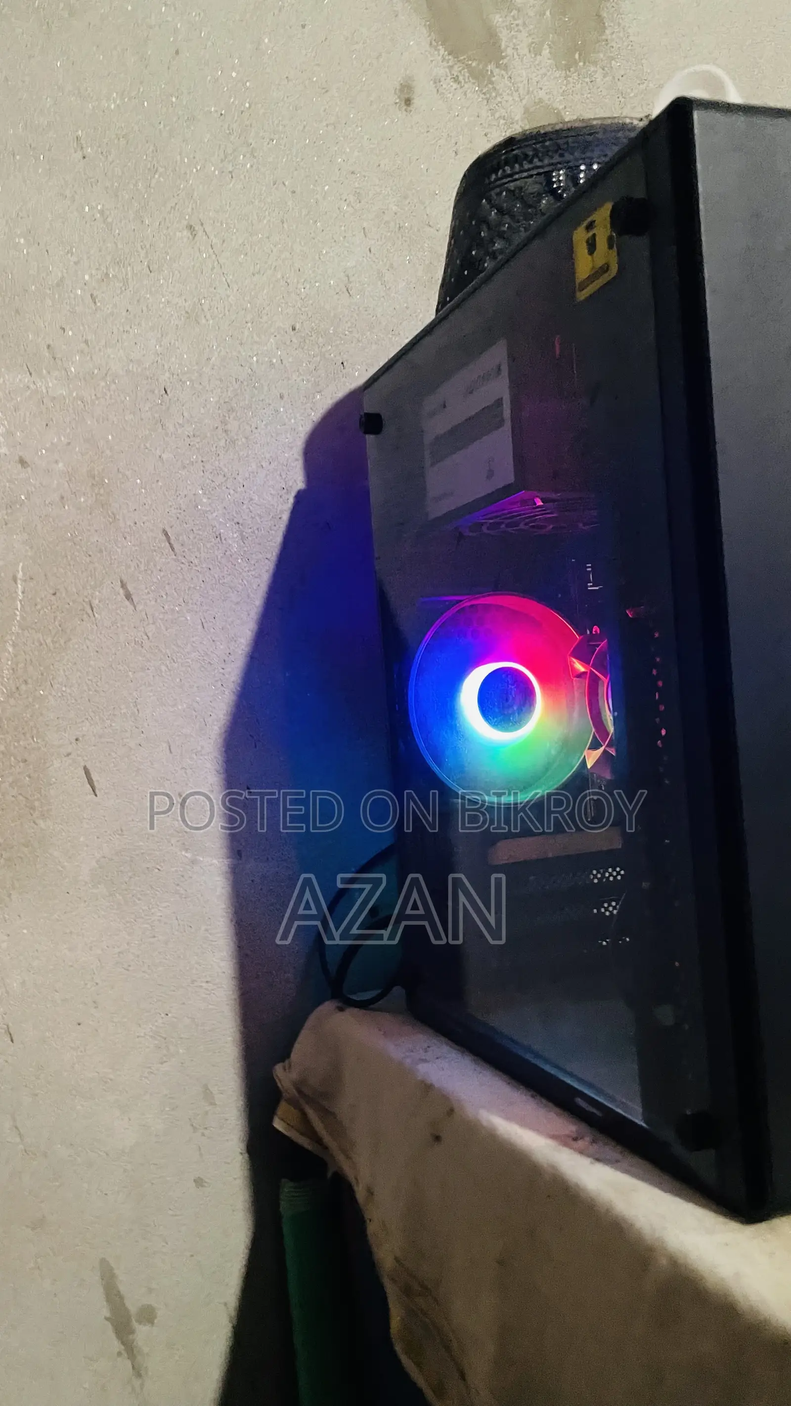 Desktop Computer Gigabyte 8GB RAM Intel Core i5 Processor 128GB SSD
