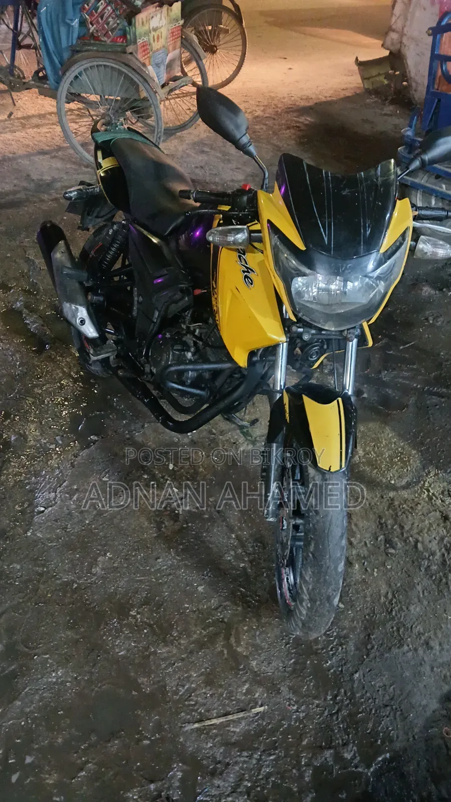 টিভিএস আপাচে আরটিআর ১৬০ টুভি ২০১২ হলুদ