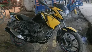 টিভিএস আপাচে আরটিআর ১৬০ টুভি ২০১২ হলুদ