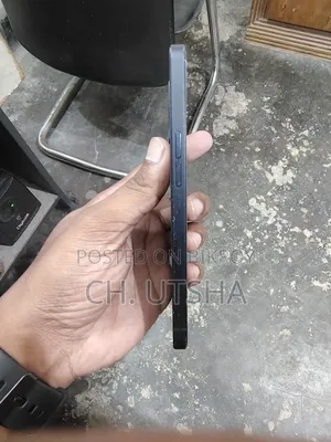 অপো রেনো৬ ৫জি ১২৮ জিবি কালো