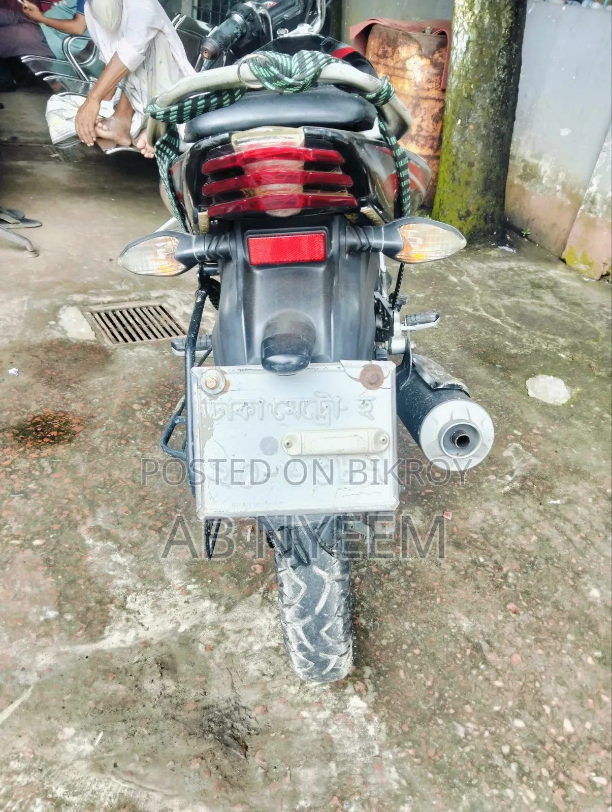 বাজাজ ডিসকভার ১২৫ ২০১৫ কালো