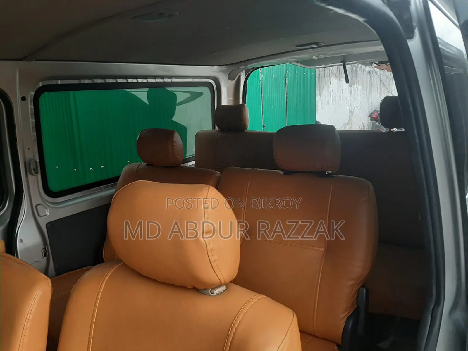 Toyota HiAce 2015 Silver
