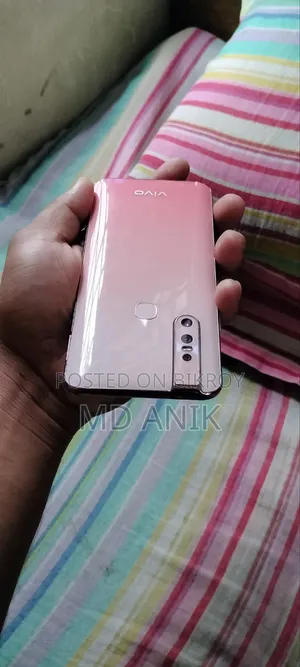 Vivo V15 256 GB Red