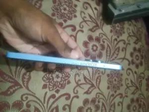 রিয়েলমি নোট ৫০ ৬৪ জিবি নীল