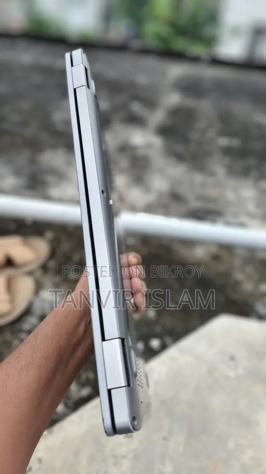ল্যাপটপ ডেল ইন্সপায়রন ১১ ৩১৭৯ ৮জিবি ইন্টেল কোর আই৫ এসএসডি ৫১২জিবি