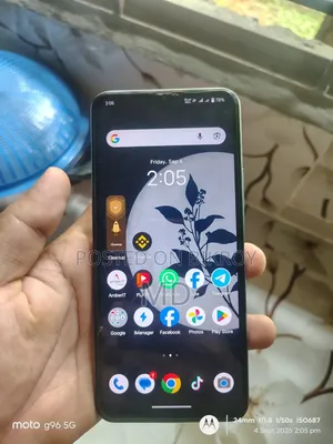 Vivo iQOO 10 128 GB Blue