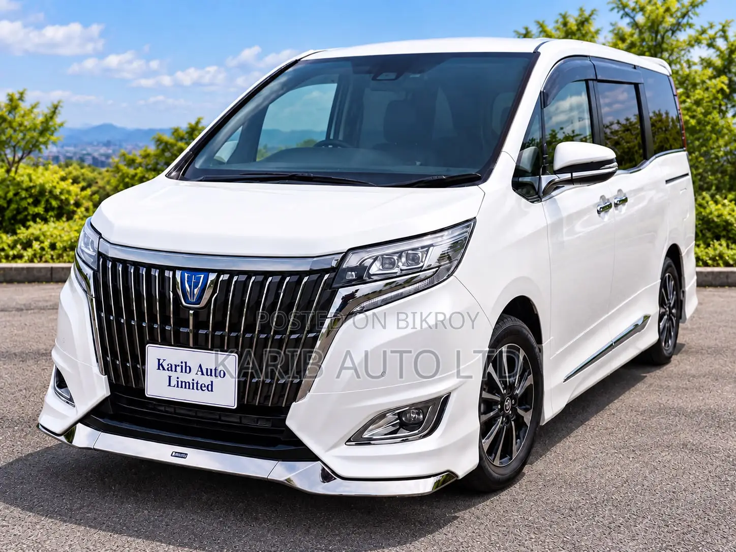 Toyota Esquire 1.8 Front-Wheel Drive Hybrid (7-seater) 2020 Pearl