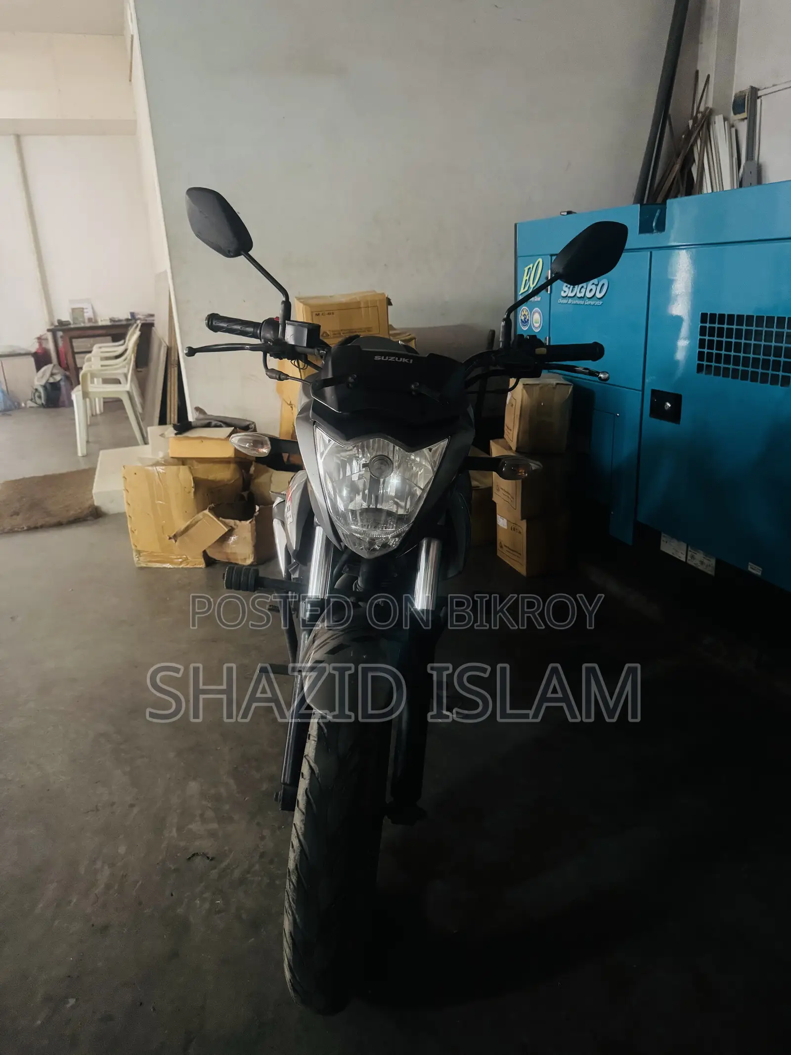 সুজুকি জিক্সার ২০২০ গ্রে