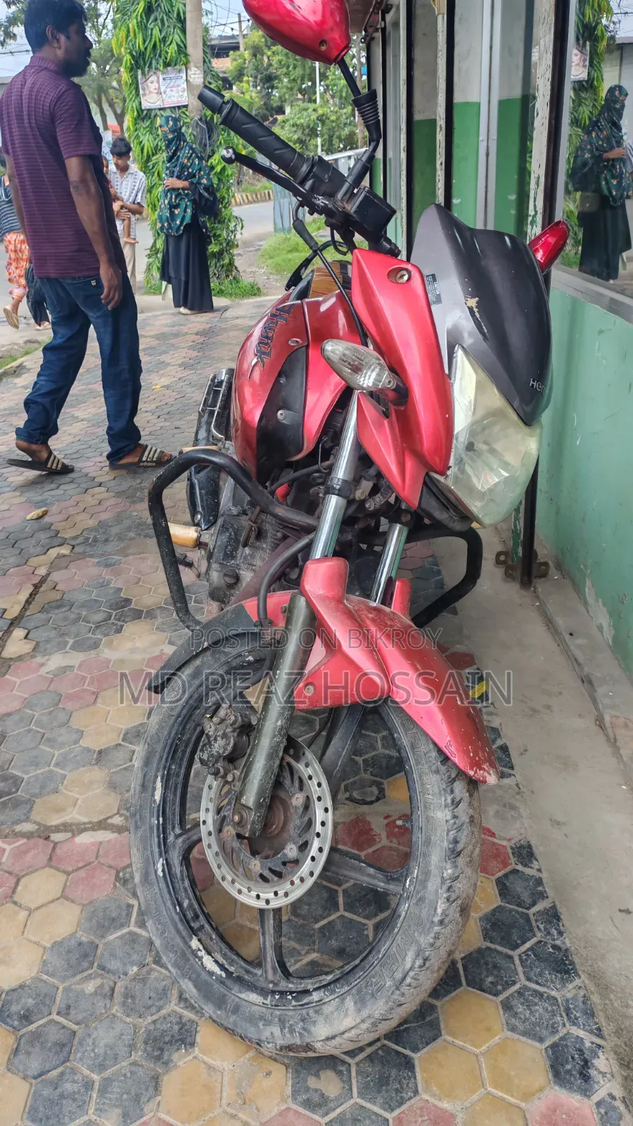 হিরো হাংক ২০১১ রেড