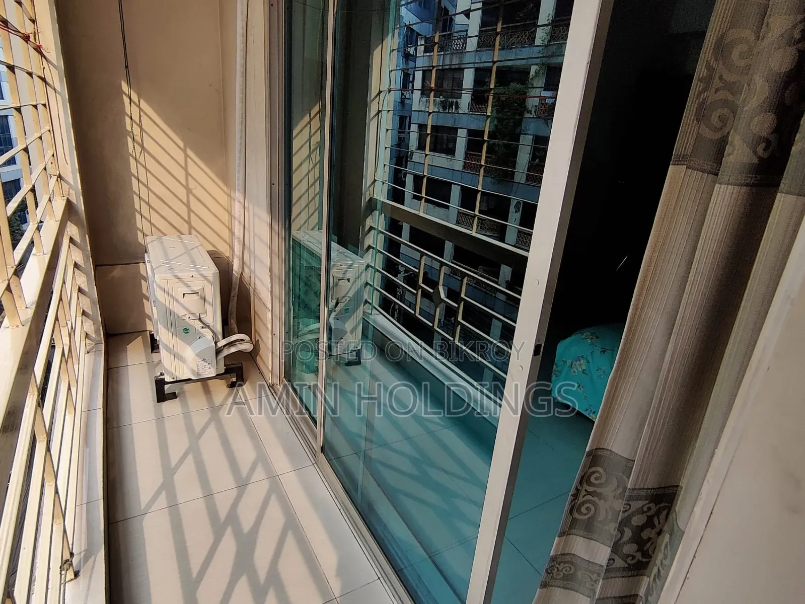 Furnished 3bdrm Apartment in Banglamotor for sale