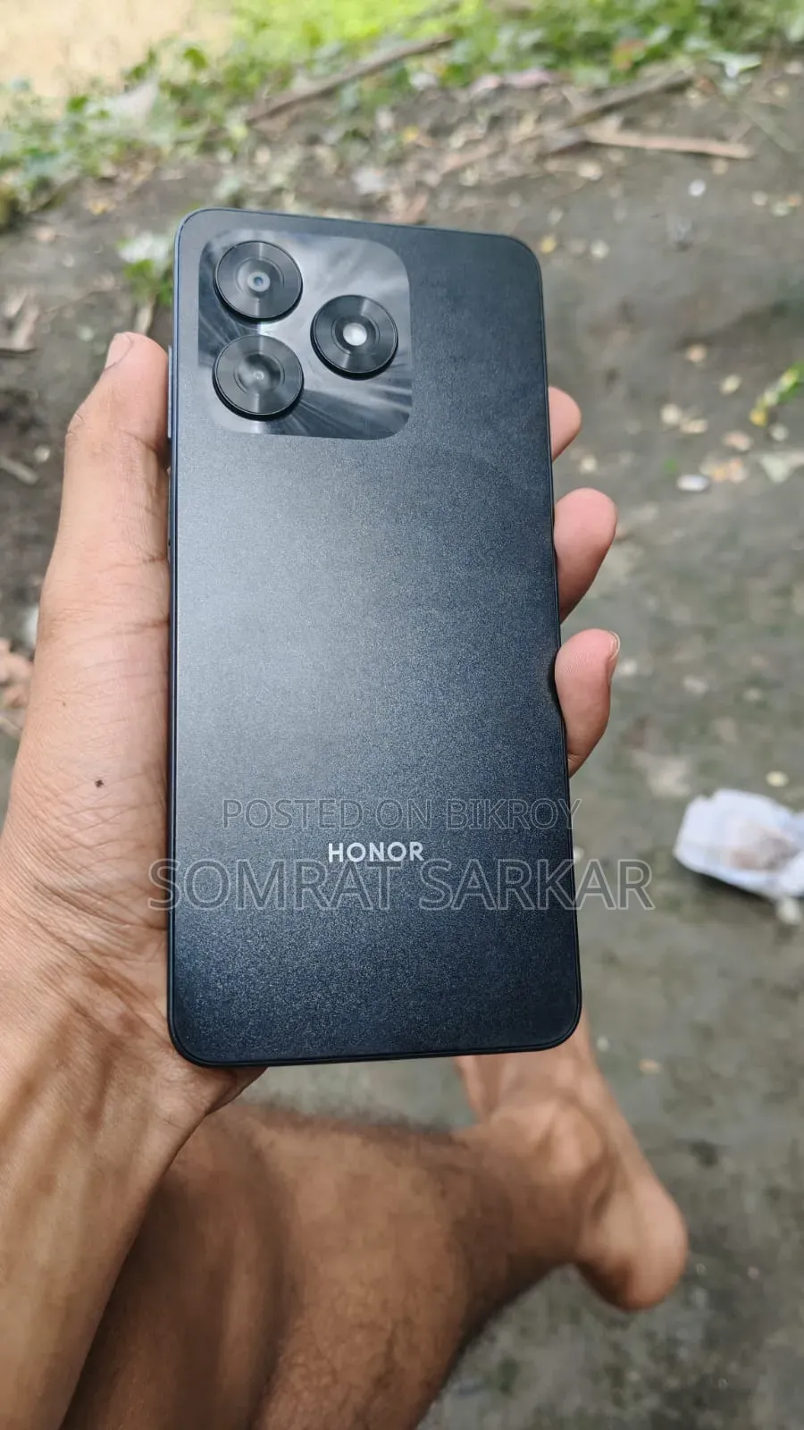 মোতালেব প্লাজায় ফার্নিশড ৩ বেডরুমের অ্যাপার্টমেন্ট বিক্রির জন্য