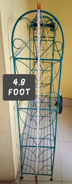 কাপড় রাখার আনলা