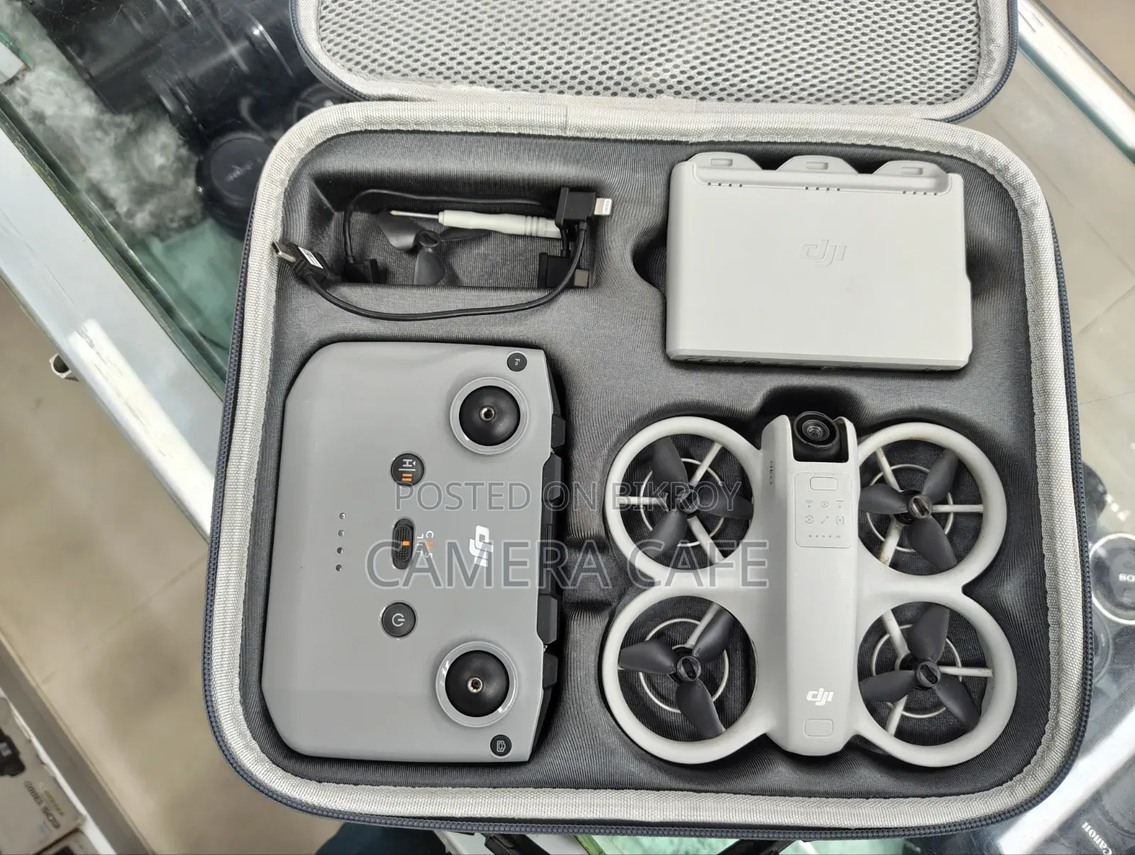 DJI Neo Fly More Combo