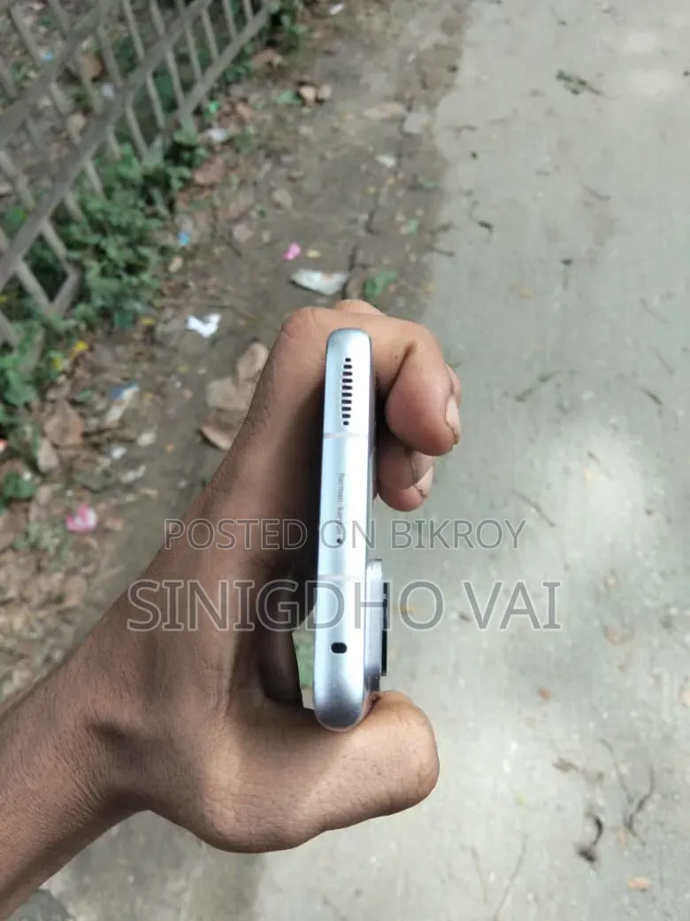 শাওমি ১২ ১২৮ জিবি