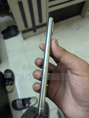 Apple iPhone XS Max 64 GB White