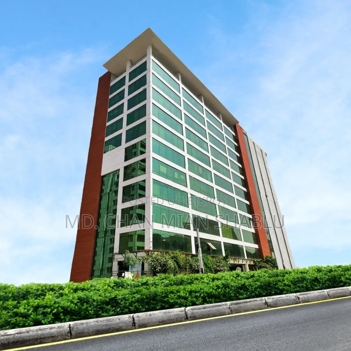 Looking for a Corporate Office Space in Prime Location Within Dhaka?