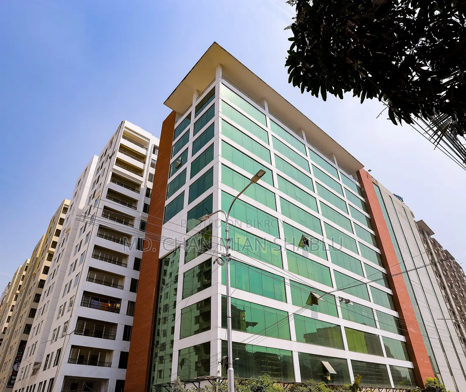 Looking for a Corporate Office Space in Prime Location Within Dhaka?