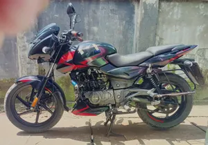বাজাজ পালসার ১৫০ ২০২২ কালো