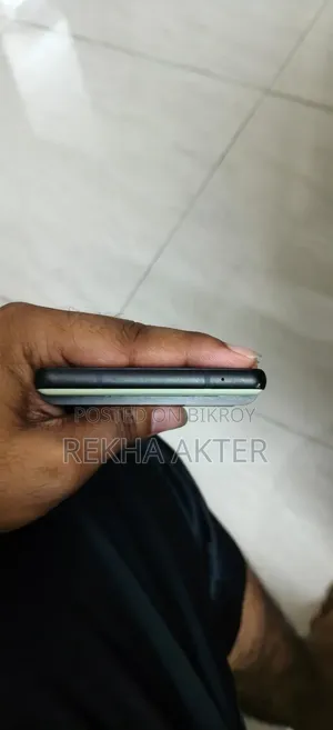 গুগল পিক্সেল ৬ ১২৮ জিবি হোয়াইট