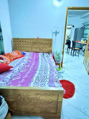 একদম নতুন বানানো খাট