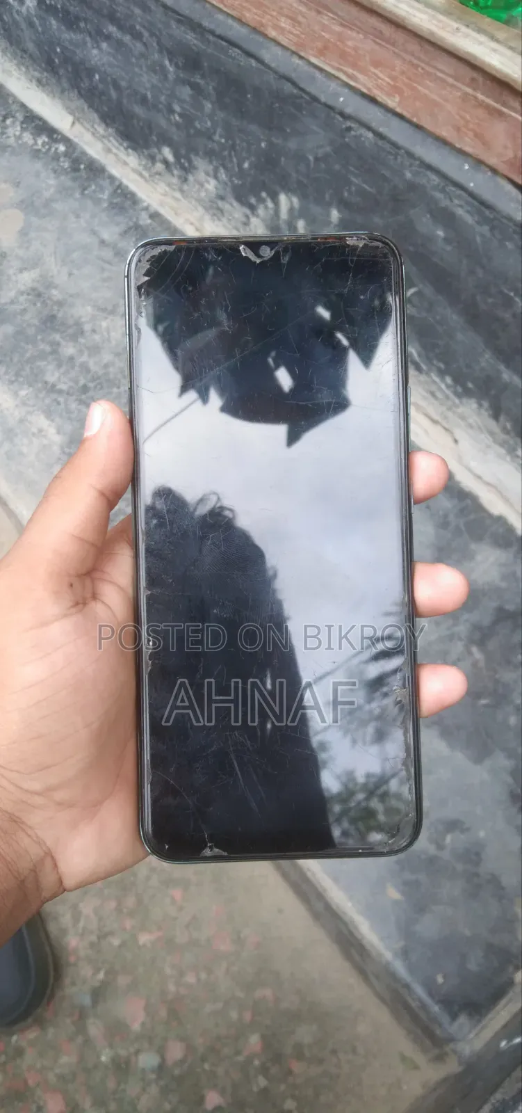 ইনফিনিক্স হট ১১ প্লে ৬৪ জিবি