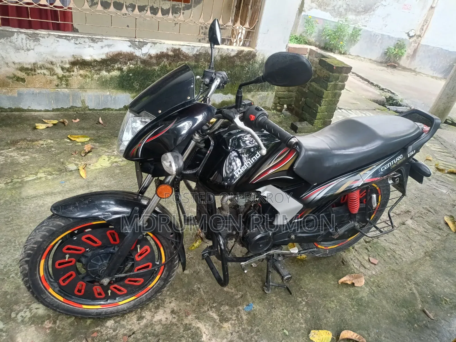 Mahindra Gusto 125 2017 Black