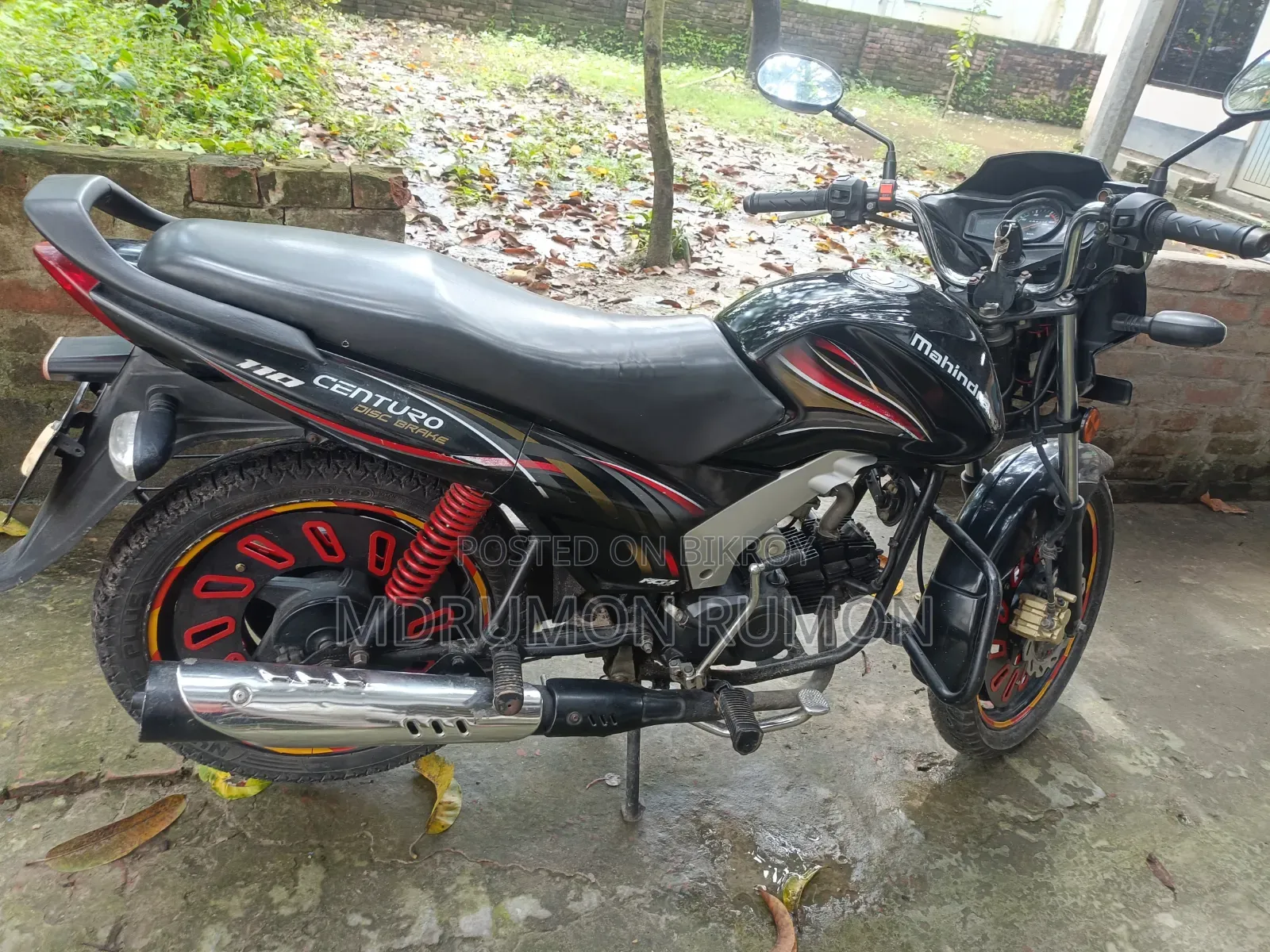 Mahindra Gusto 125 2017 Black