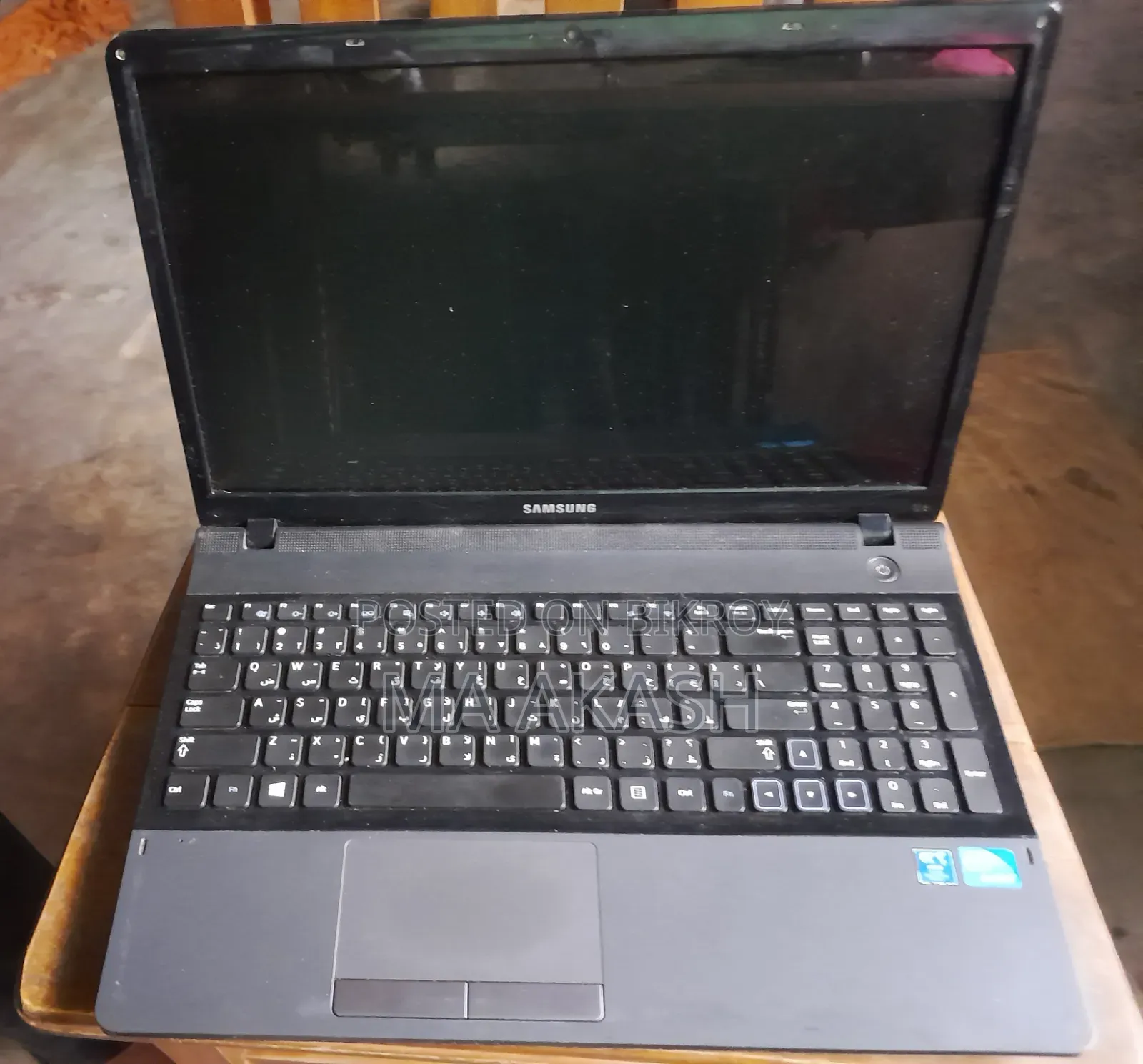 Laptop Samsung NP300E5X 4GB Intel Celeron SSD 128GB
