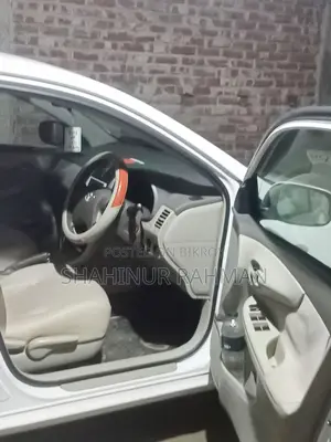 টয়োটা এক্সিও ২০০৮ সাদা