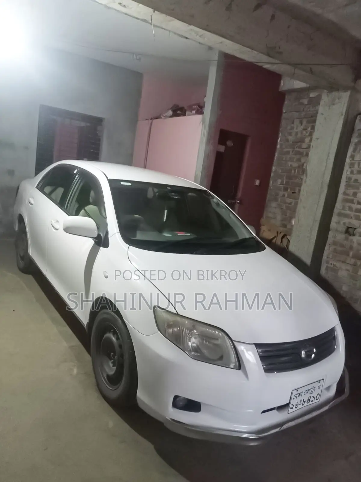টয়োটা এক্সিও ২০০৮ সাদা