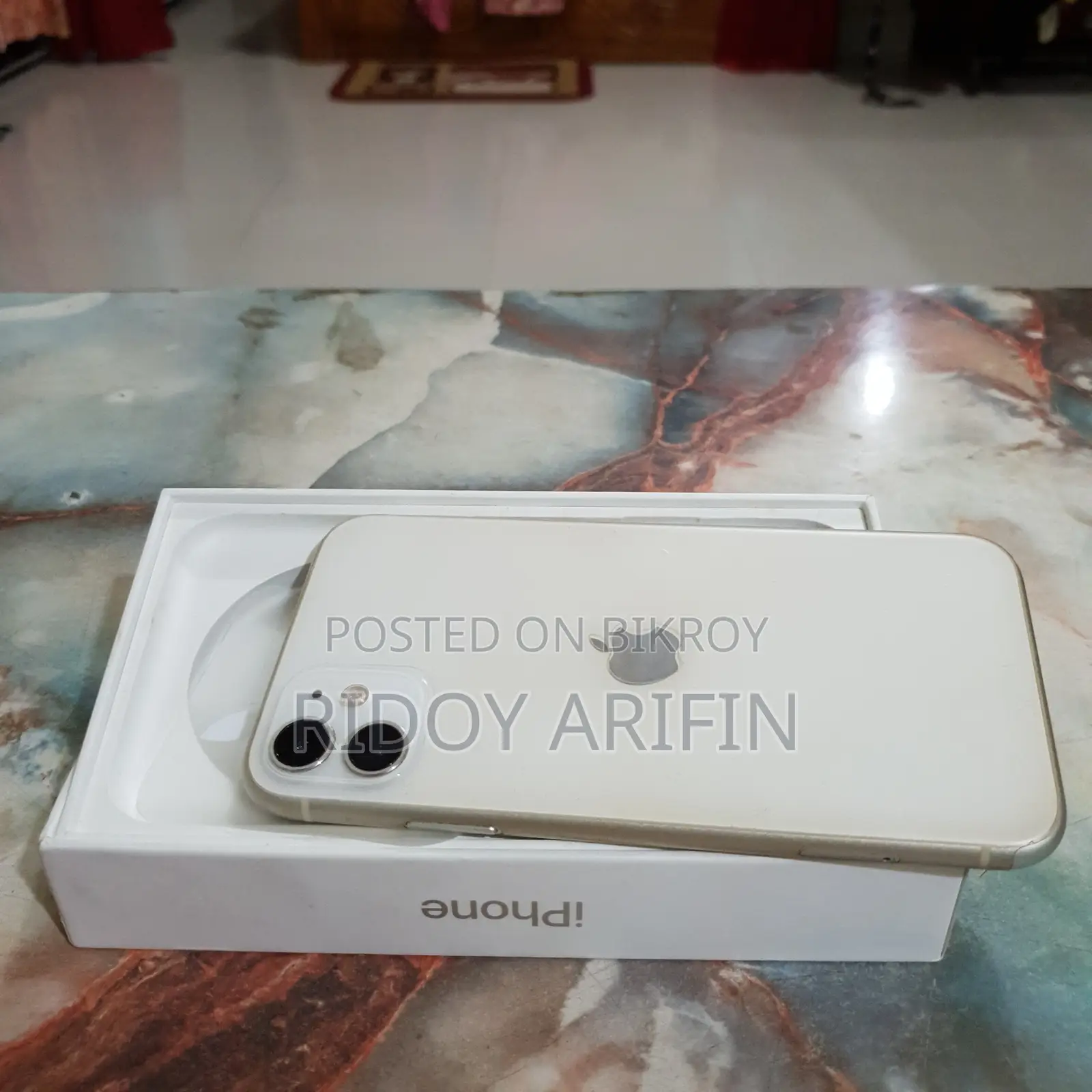 অ্যাপল আইফোন ১১ ১২৮ জিবি হোয়াইট