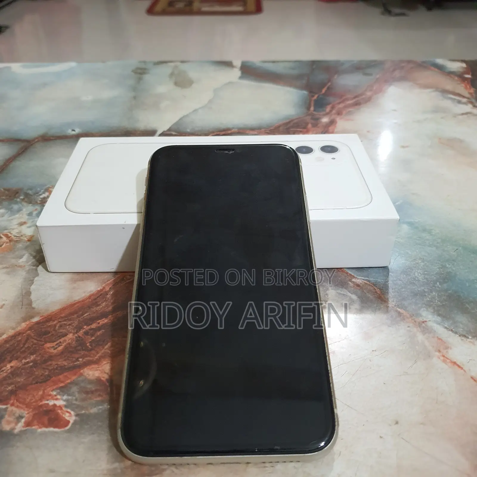 অ্যাপল আইফোন ১১ ১২৮ জিবি হোয়াইট