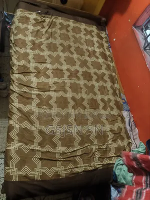 সিমি-ডাবল চকি বিক্রি করা হবে