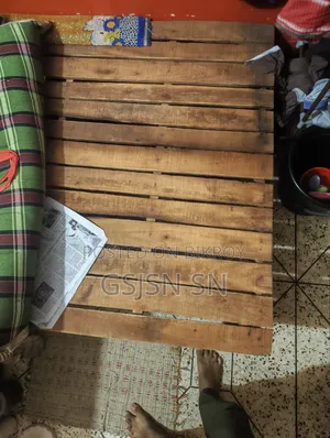 সিমি-ডাবল চকি বিক্রি করা হবে