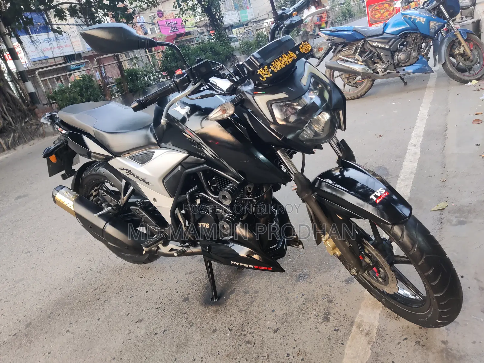টিভিএস অ্যাপাচি আরটিআর ১৬০ টুভি রিফ্রেশ এক্স-কানেক্ট ২০২৩ ব্ল্যাক