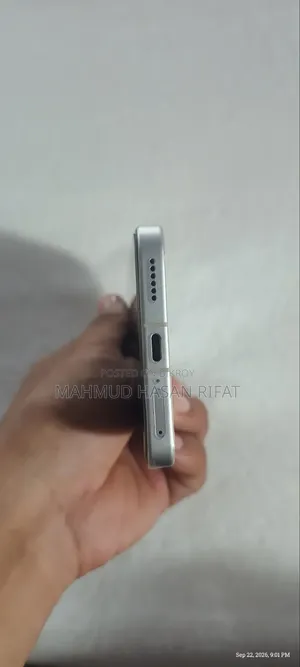 শাওমি রেডমি টার্বো ৪ প্রো ২৫৬ জিবি সাদা