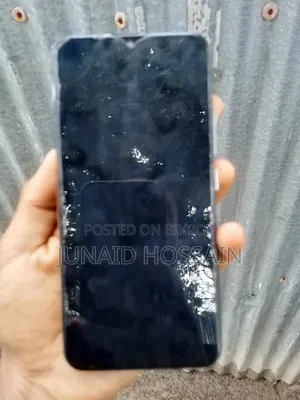 Vivo Y17 128 GB