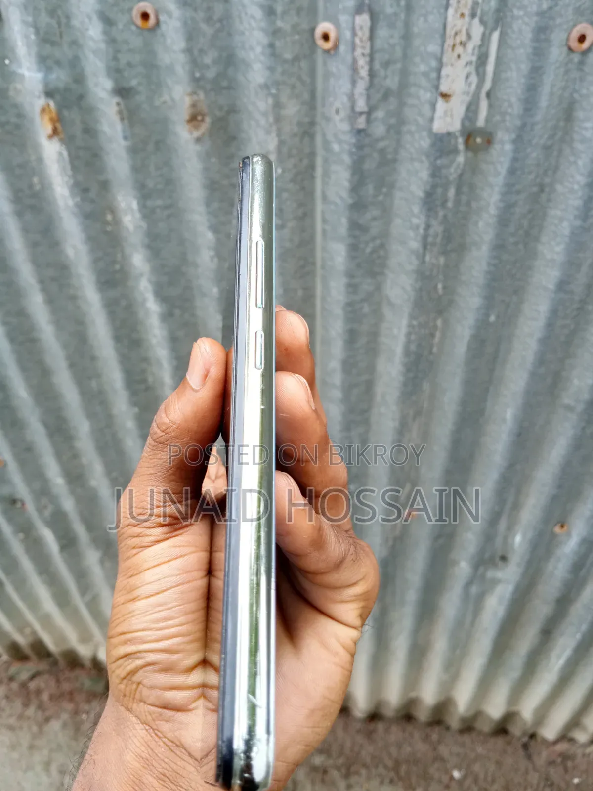 Vivo Y17 128 GB