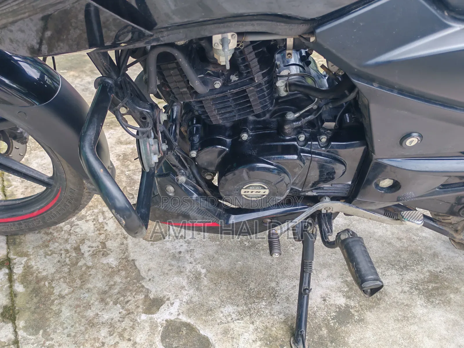 Bajaj Pulsar 150 2024 Red