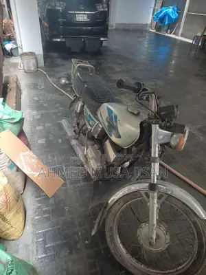 Yamaha 1990 Silver