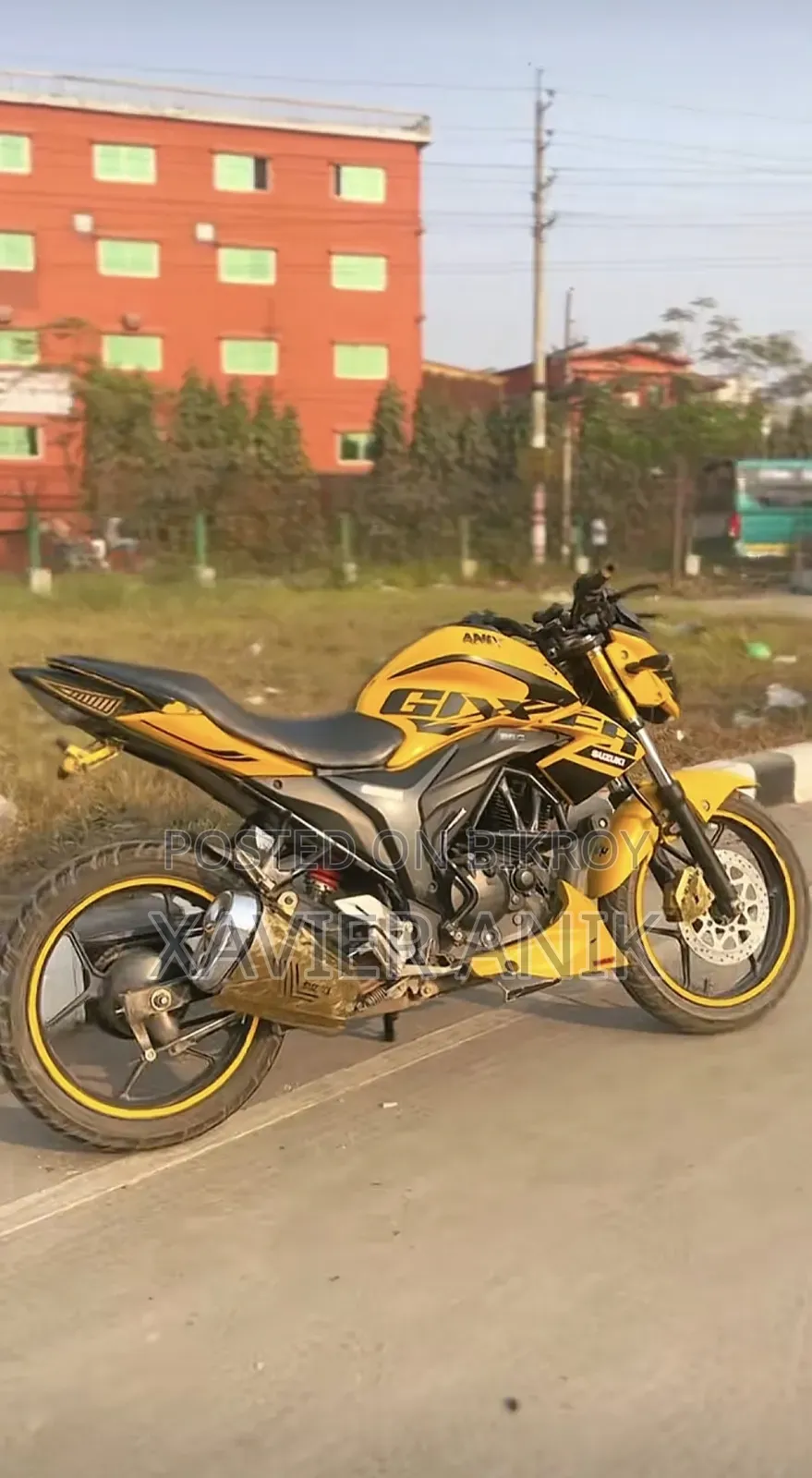 Suzuki Gixxer 2023 Yellow