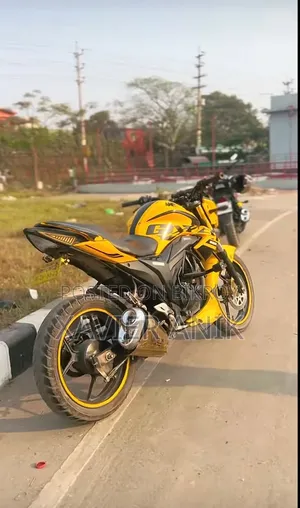Suzuki Gixxer 2023 Yellow