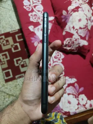 অ্যাপল আইফোন ১১ ৬৪ জিবি ব্ল্যাক