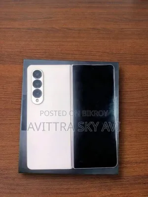 New Samsung 256 GB White