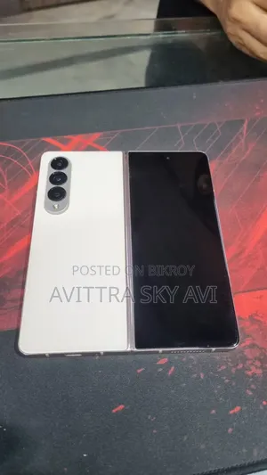 New Samsung 256 GB White