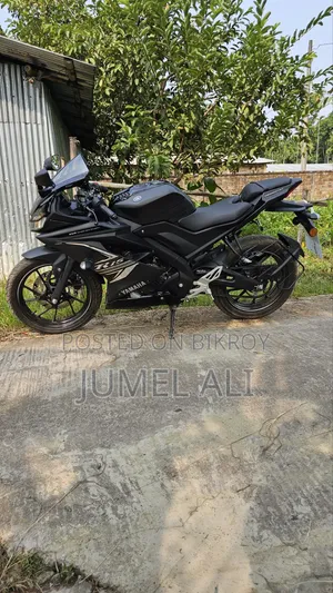 Yamaha R15 V3 2025 Black