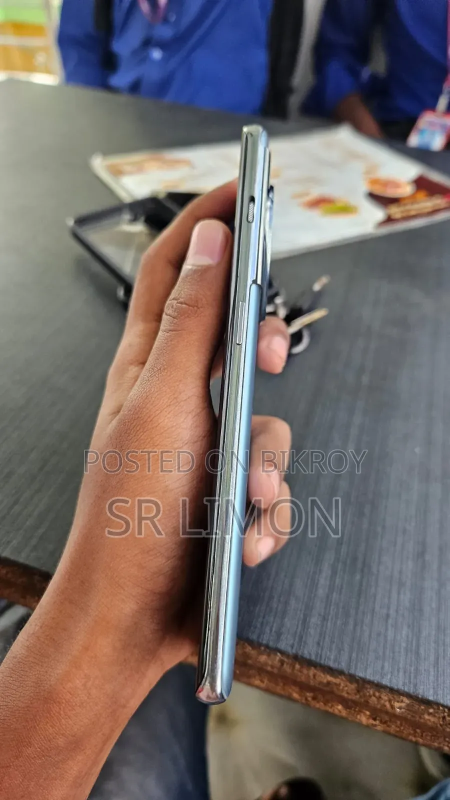 ওয়ানপ্লাস ১১আর ২৫৬ জিবি সিলভার