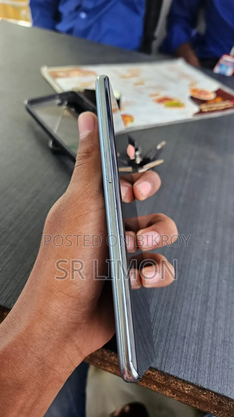 ওয়ানপ্লাস ১১আর ২৫৬ জিবি সিলভার