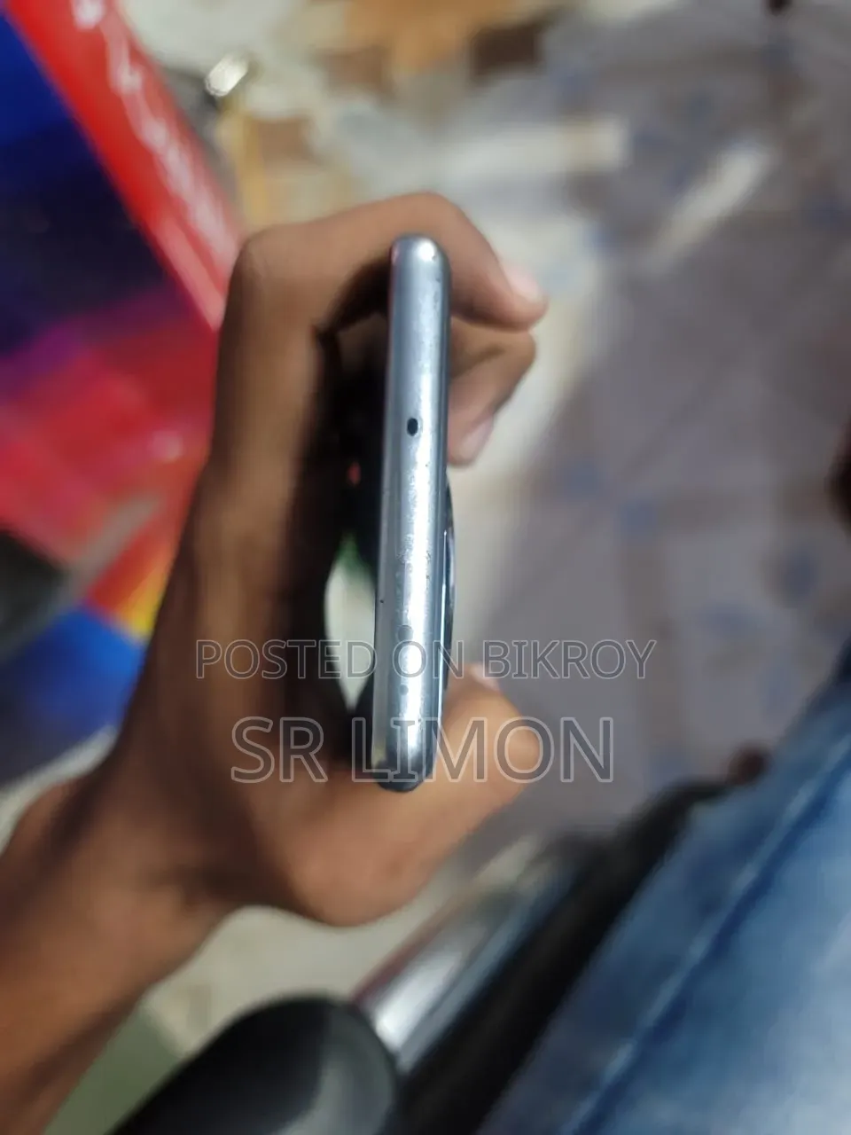 ওয়ানপ্লাস ১১আর ২৫৬ জিবি সিলভার